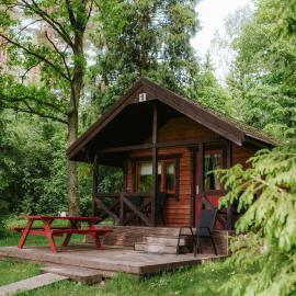 Camping Lejasbisenieki โรงแรมในTuraida