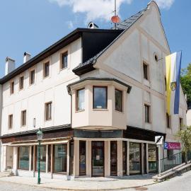 MiniZell - Small Cosy Central