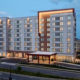 Hyatt Place Montreal Airport, khách sạn ở Dorval