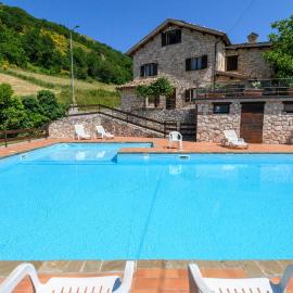 Lovely Apartment In Montemonaco