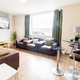 Malin View Apartments PORT71, hotel in Portrush