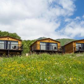Cottage Mountain crystal kazbegi