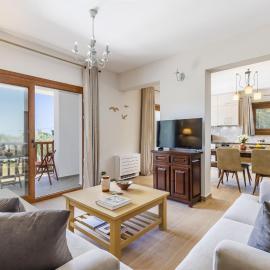 ILKA Residence - Stylish Stay Near Skopelos Port