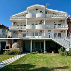 Villa Paris, hotel in Donji Štoj