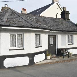 Bryn Amlwg, hotel in Llanrwst