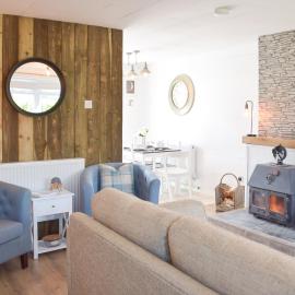 The Captains Hideaway, hotel a Carew