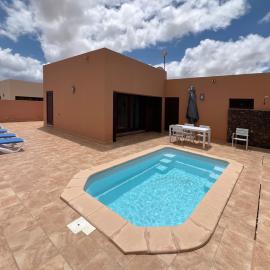 Anahi Homes Corralejo -Villa Dracaena 4