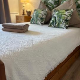 Chambre Bohème chic avec jacuzzi, viešbutis mieste Liouc