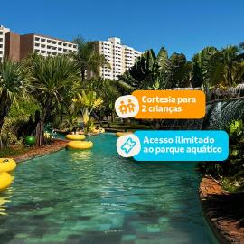 Hot Beach Resort – hotel w mieście Olímpia