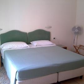 Hotel Pescetto, хотел в Албенга