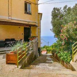 Gorgeous Home In Bonassola With Wifi, hotel sa Bonassola