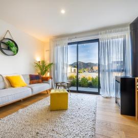 Alpine Sun & Mountain Views, hotel in Motungarara