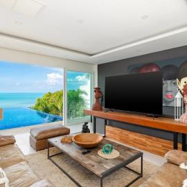Luxury Sea View Pool Villa L at UniQue Residences