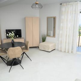 Sotale Suites, hotel i Apolpaina