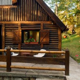 Brvnara Majstorović, Hotel in Divčibare