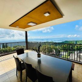 Tagaytay Staycation - Balaico 2 balconies Taal View 2BR