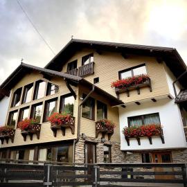 Ranger Chalet, Hotel in Moieciu de Sus