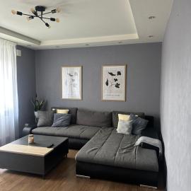 AN apartment 4