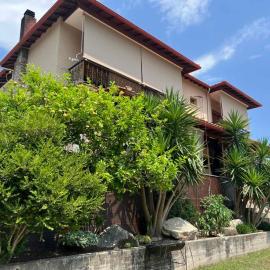 Jenny's Apartments, hotel en Stratoni