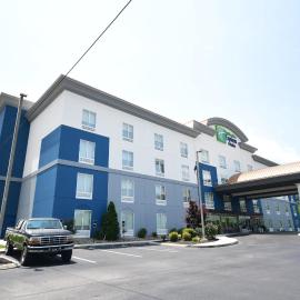 Holiday Inn Express & Suites Caryville by IHG – hotel w mieście Caryville