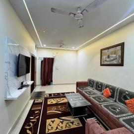 Trilok Home Stay