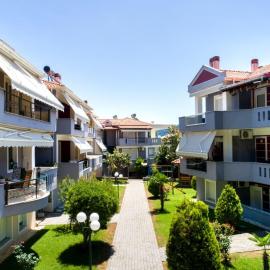 Blue Sky Apartment