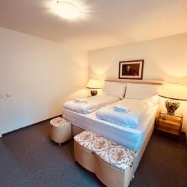 Gemütliches und geräumiges Apartment für Familien und Gruppen mit Seeblick, hotell i Heiden