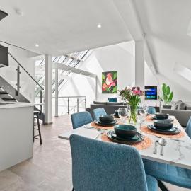 VIVO Loft Frankfurt Flughafen mit Parkplatz, hotel in Kelsterbach