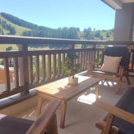 Péone에 위치한 호텔 Appartement Terrasse vue sur les pistes