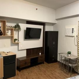 Cozy condo unit at Amani Grand Near Cebu Airport