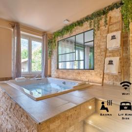 Scandinavian Suite - Private Spa and Sauna, hotel v destinácii Nantua