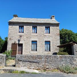 Gîte LES LILAS de RECOULES