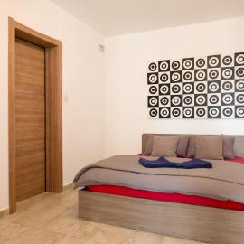 Modern&quiet ensuite room