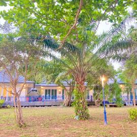 Love at First Sight, hotel u gradu Chumphon