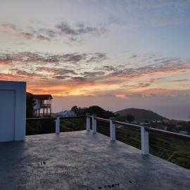 WindBlow Villa, hotel v destinaci Belmont