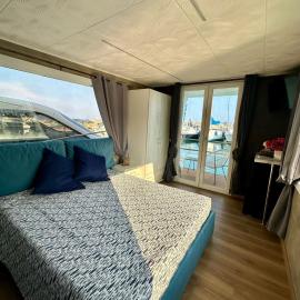 Houseboat Andora Riviera Luxury, hotel en Andora