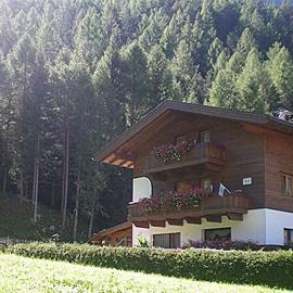 Apart am Waldrand, Hotel in Huben