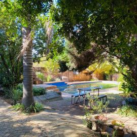 The Qs guest suite, Hotel in Brakpan