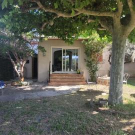 Chez ROGER, hotel en Oraison