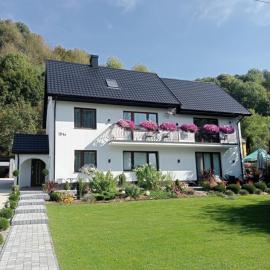 Agroturystyka pod Wierzbą - piękne widoki nad rzeką, hotel Bałtówban
