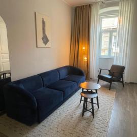 Rijeka City Center 3BR Apt with En-Suite and Workspace, hotel di Rijeka
