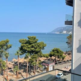Dolce Mare Luxury Apartment, hotel in Shëngjin
