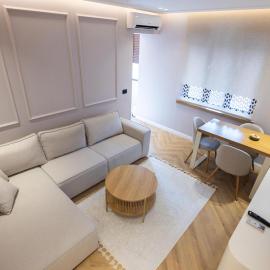 Ami's Apartments