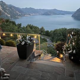 La casa nel resort, viešbutis mieste Riva di Solto