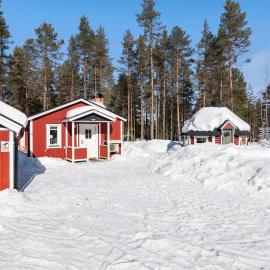 Gemütliches Ferienhaus mit Grillkota und Sauna, ξενοδοχείο σε Sörsjön