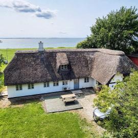 8 person holiday home in Svendborg, hotel sa Svendborg