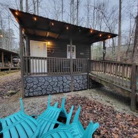 Pet Friendly Studio Cabin in Gatlinburg, hotel u gradu Gatlinburg