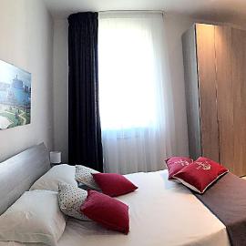 Quattro Stelle al Porto Guest House, hotel in Civitavecchia