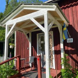 Kleines Haus in Schweden, hotell i Viksjö