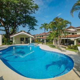 Three Bedroom Spacious Townhome, hotel a Coco